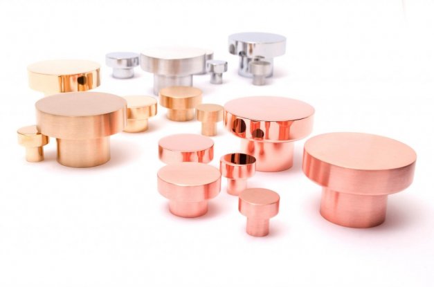 Dot knob, hook in brushed brass, polished brass, brushed copper, polished copper or chrome for the kitchen cabinet or as a hook