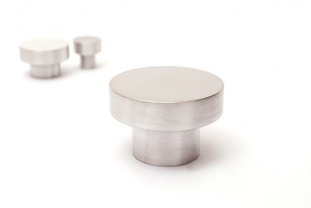 Knopp / Krok Dot 50 <BR> borstad aluminium