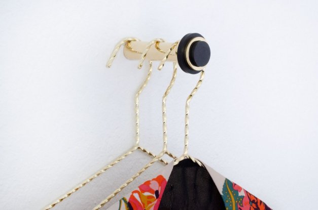 Utgående - Dörrstopp Dot <BR> polerat rostfritt