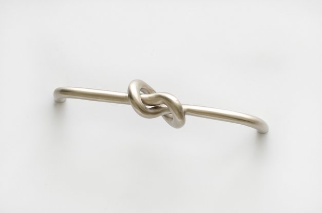 handle, cabinet pull with knot in brushed nickel