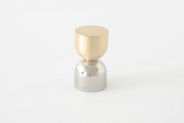Knopp / Krok Kokeshi Mix 1832 <BR> polerat rostfritt / borstad mässing