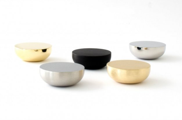 Knopp Kokeshi 3012 <BR> svart aluminium