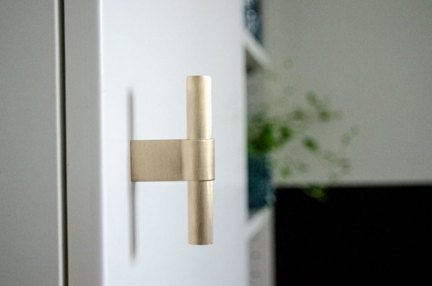 Knob Line Big 80 <BR> brushed brass