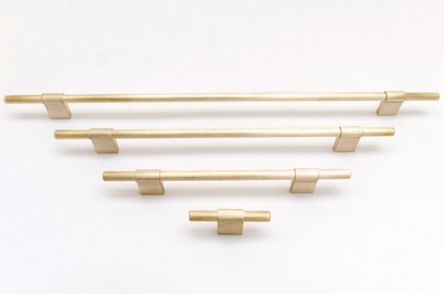 serien Line i borstad mässing