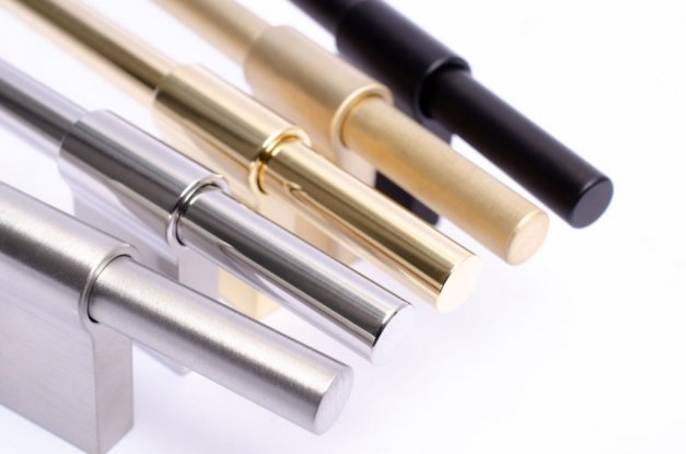 Handle Line 304 <BR> polished stainless