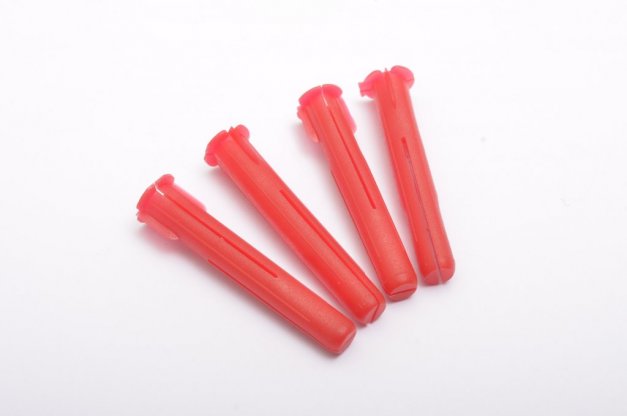 WALL PLUG RED x 4PCS